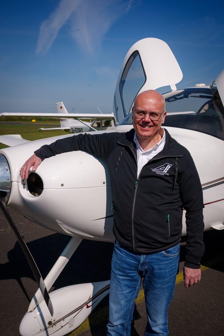 Frank Meywerk, Advanced Aviation Training